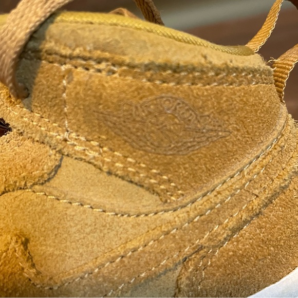 8C Nike shoes - Picture 4 of 12